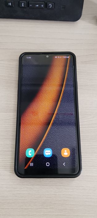 Samsung A20s в хорошем состоянии