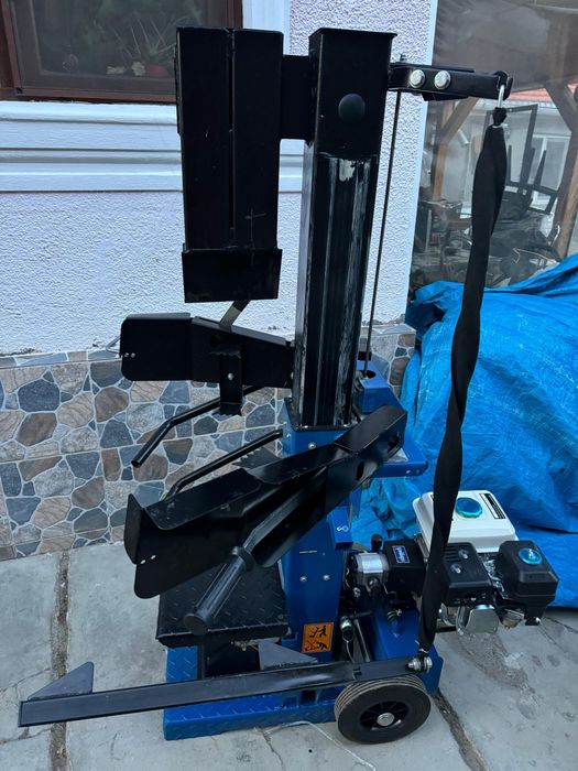 Despicator de lemne   7t 10t  12t 15t 18t 20t 30t 40t