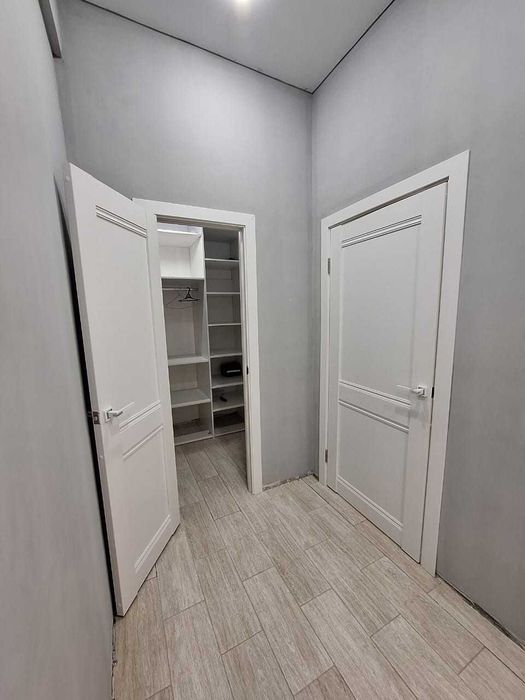 Продается 3 ком квартира район 4 мкрн