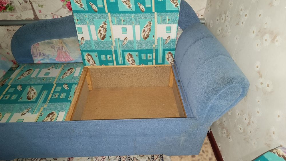 Продам подростковый диван