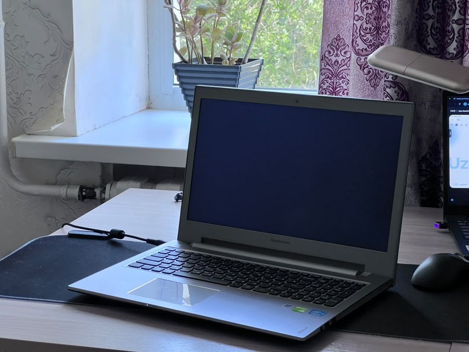 Ноутбук Lenova Ideapad z500