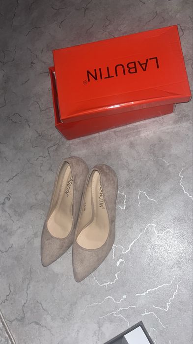 Каблуки не б/у в норм качестве