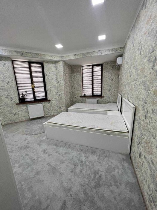 Сергели 7а.3 Бекат.9этажли дом 0 ва 1 этажида 6хонали хонадон сотаман