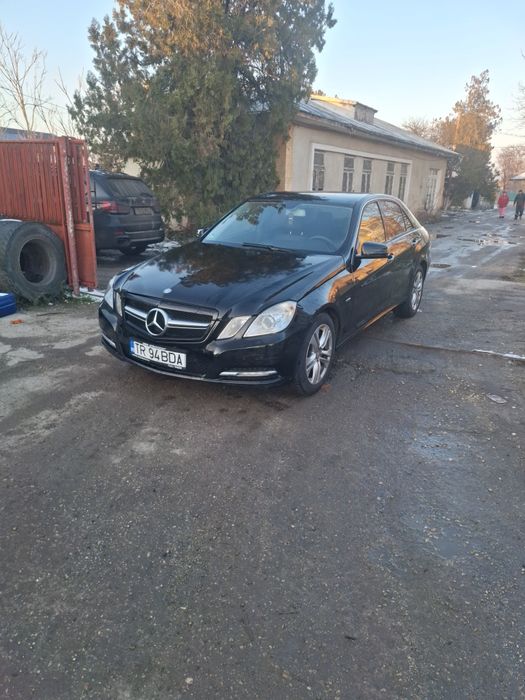 Mercedes-Benz E200 136cp