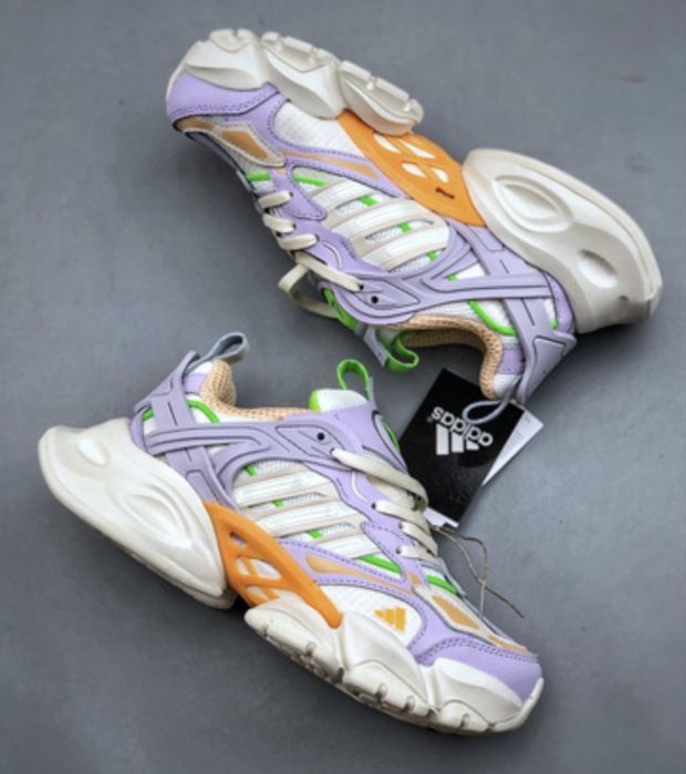 Нови дамски маратонки Adidas VENTO XLG DELUXE налични