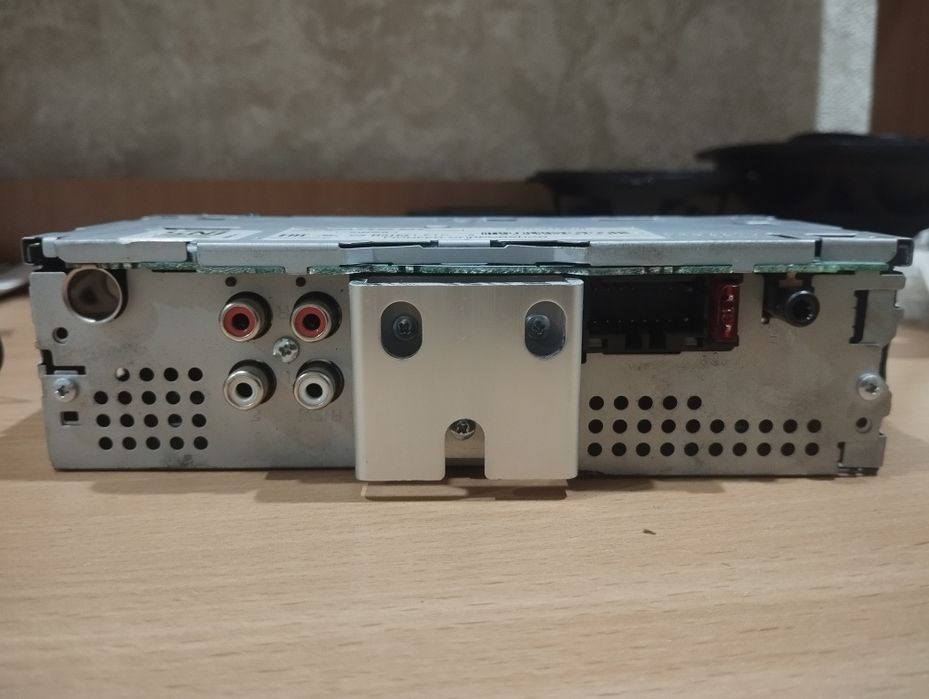 Продам магнитолу pioneer