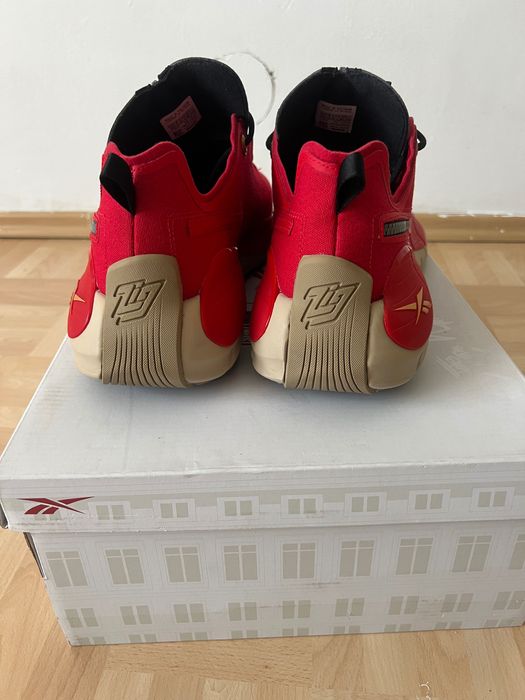 Reebok x La Casa de Papel Zig Kinetica II
