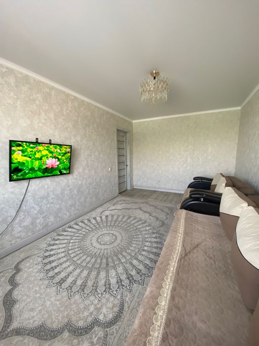 Продам 2 -х улучшенную квартиру