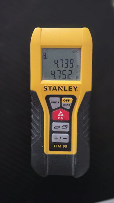 Telemetru stanley 30m