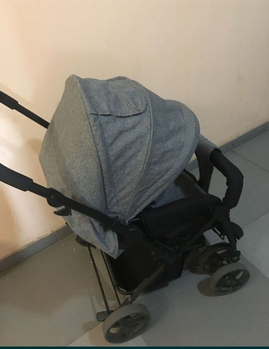 Коляска прогулочная Babyforce