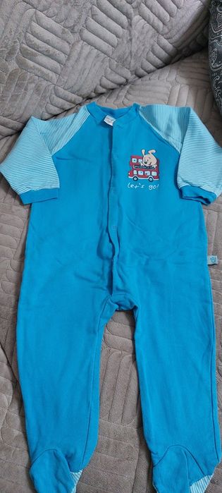 Продам ползунки и слипы