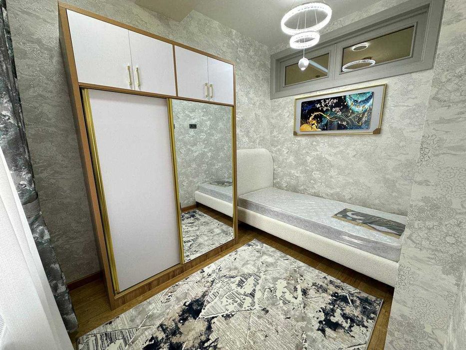 3х комнатная квартира на 2 этаже 55кв/м, в Самарканде