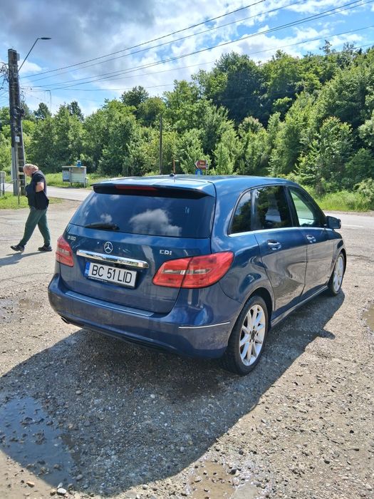 MERCEDES-BENZ B-Class 2012 — imagine 2