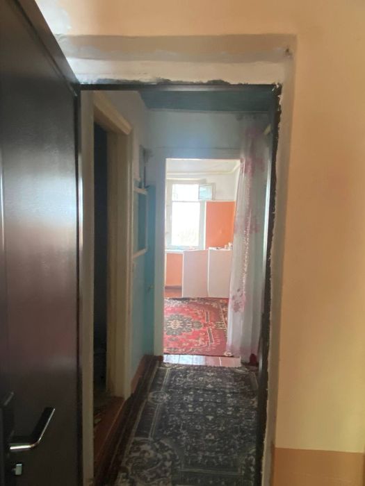 1 xonali uy sotiladi