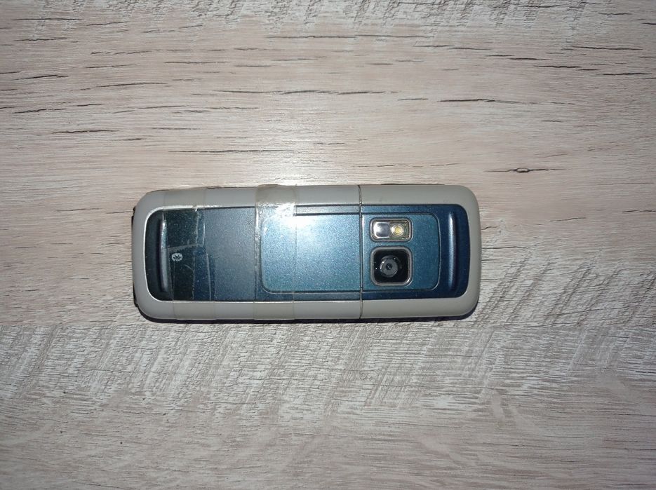 Nokia kriket 6275 yaxshi holatda