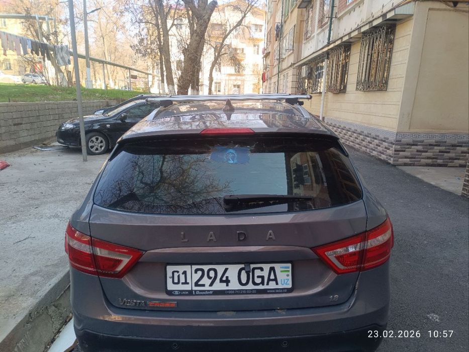 Lada vesta sw cross
