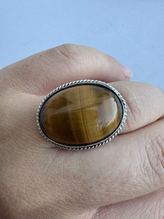 Inel din argint si ochi de tigru