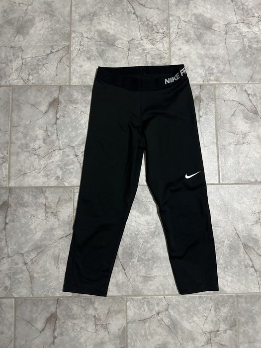 Дамски клин Nike pro