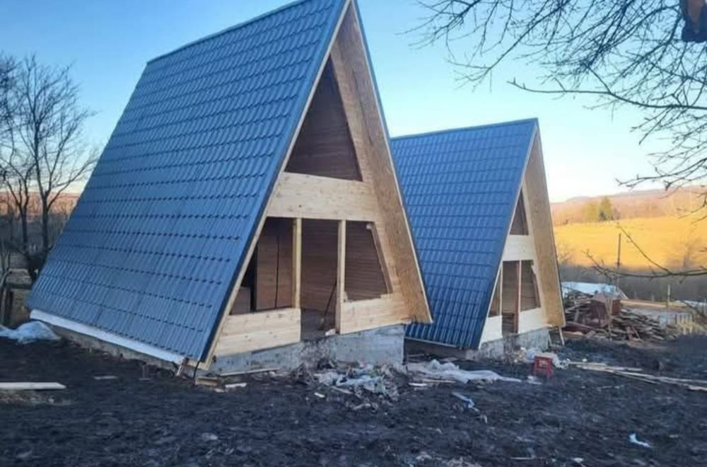 Vând cabane tip A acceptam variante auto