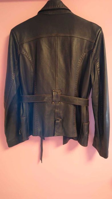 Vand geaca Piele XL Dolce and Gabbana  Variante Schimb