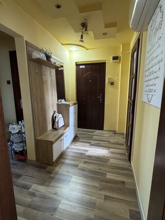 Apartament 3 camere Caransebes