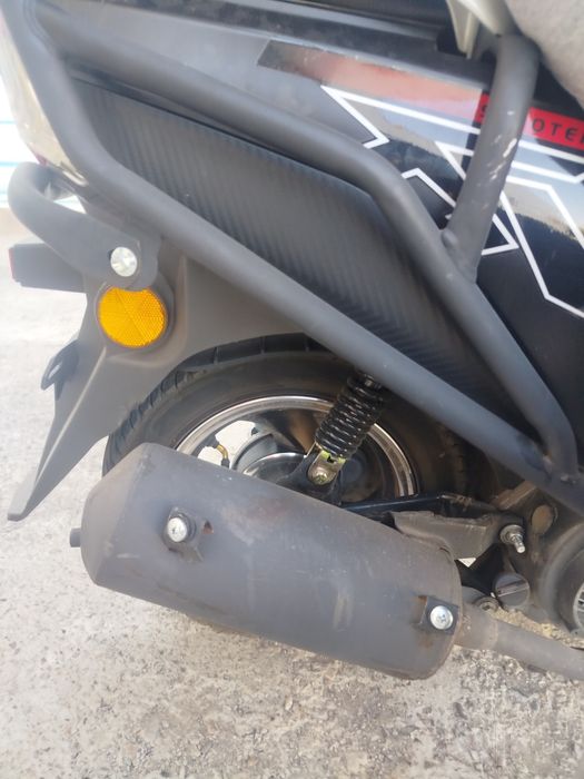 Skuter xolati yaxshi 150cc