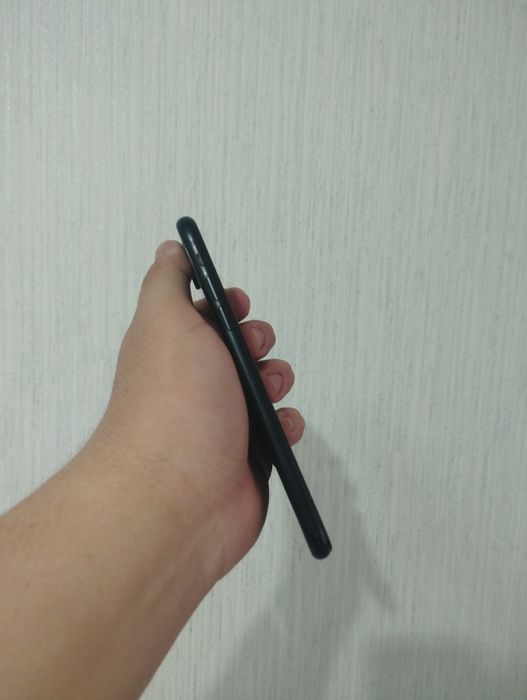 Айфон Хр 64 гб черный