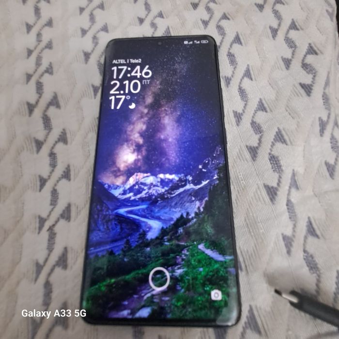 Продам телефон Redmi