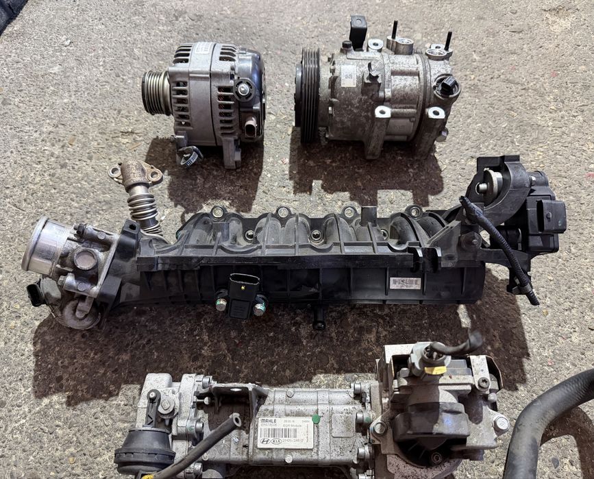 Compresor ac / Alternator / Galerie admisie Hyundai, Kia 1.7 CRDI