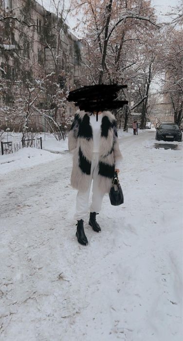 Шуба из натурального меха Лисы