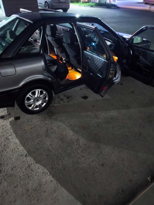 Продам Ауди 80 B3