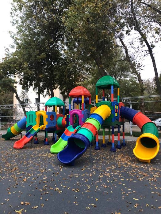 Веселые и безопасные игровые площадки для детей!