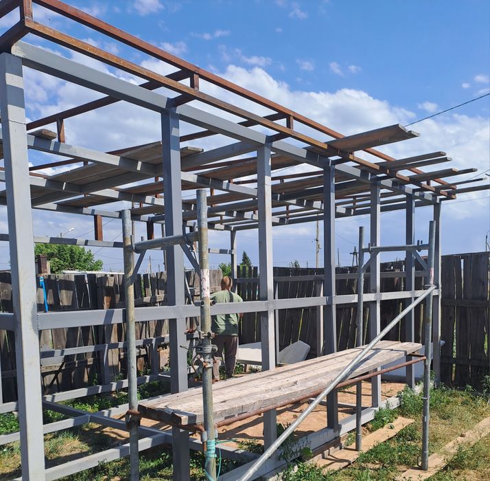 Покраска стен, полов,металлоконструкций.