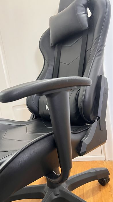 Scaun gaming kring