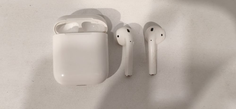airpods 2 поколения