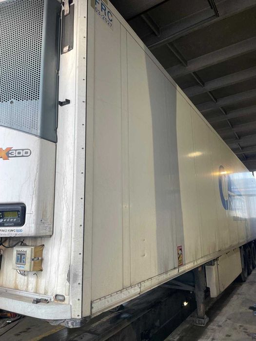 Vând semiremorcă SCHMITZ – stare bună