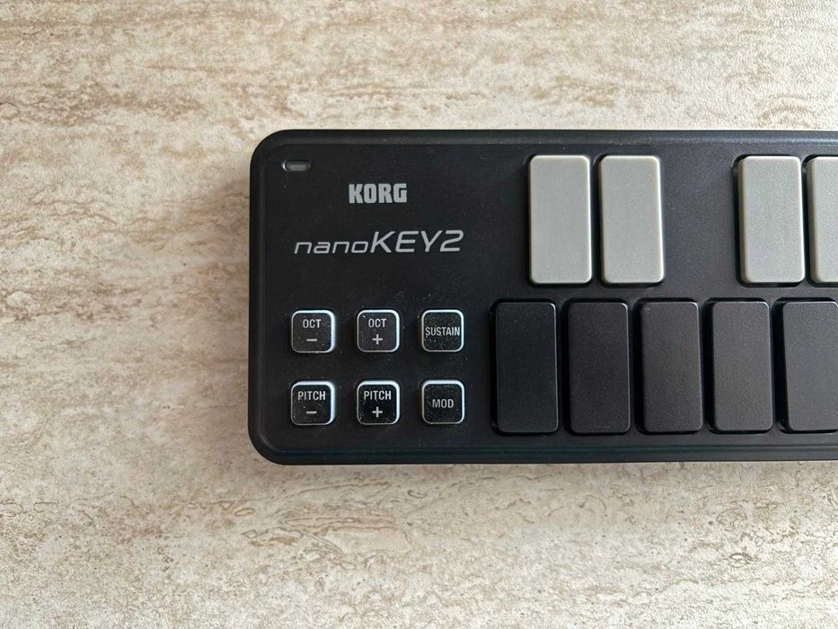 Controler MIDI Korg nanoKey 2