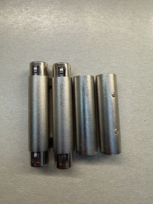 XLR конектори 3 пинови