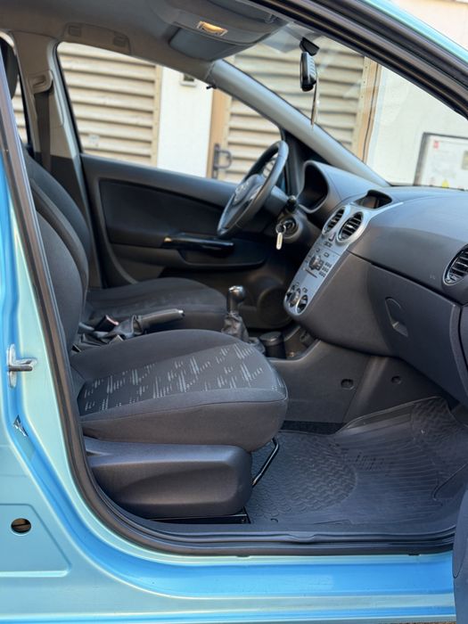 Opel Corsa 2011 Euro 5 / 104.000 KM