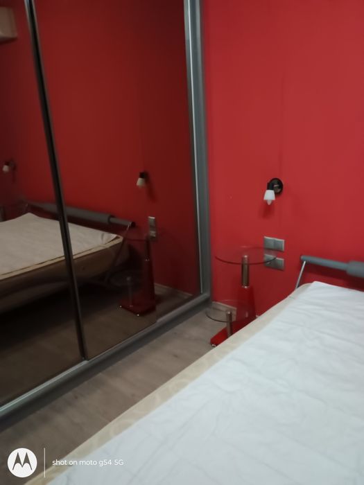 Голям 2стаен под наем кв.Витоша  74 м,eт.6 южен, подз. гараж за 2 коли