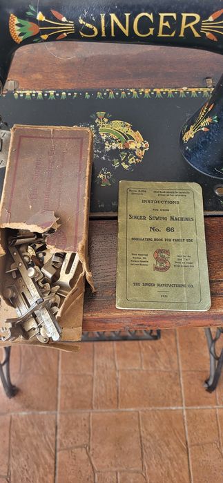 Mașină de cusut singer