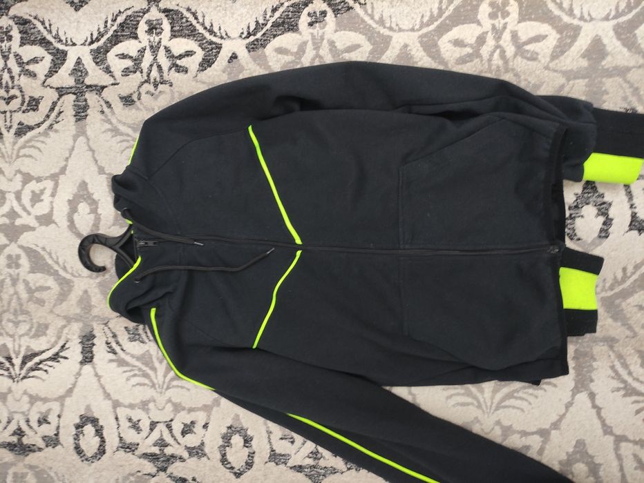 Спортивный костюм