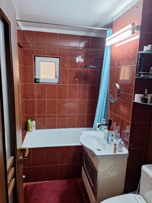 Apartament de închiriat