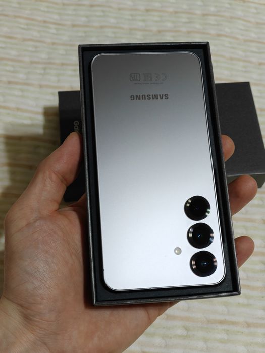 Samsung S25 128 gb Ram 12 5G EAC