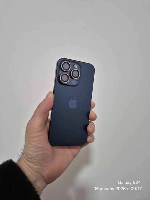 IPhone 15 pro 256 gb