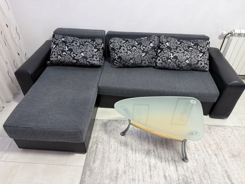 Диван - разтегаем ъглов диван с масичка