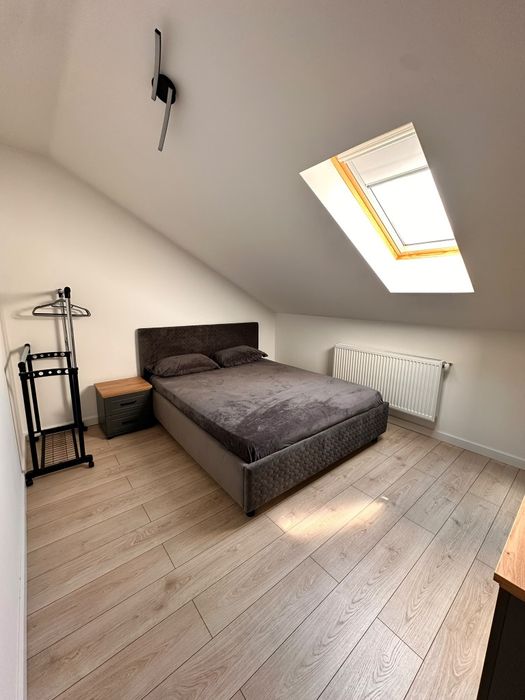 Apartament cu 2 camere , nou, mobilat, utilat , prima închiriere
