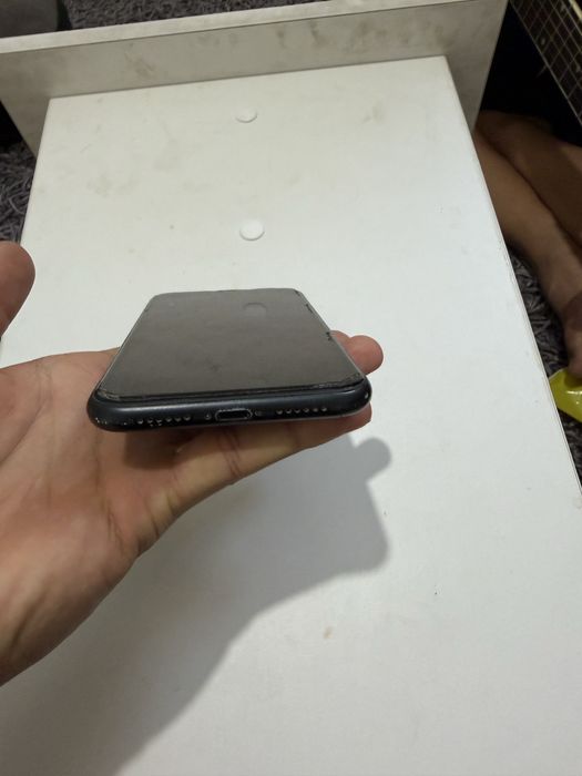 Iphone Xr без ремонта, все работает, акб 78%