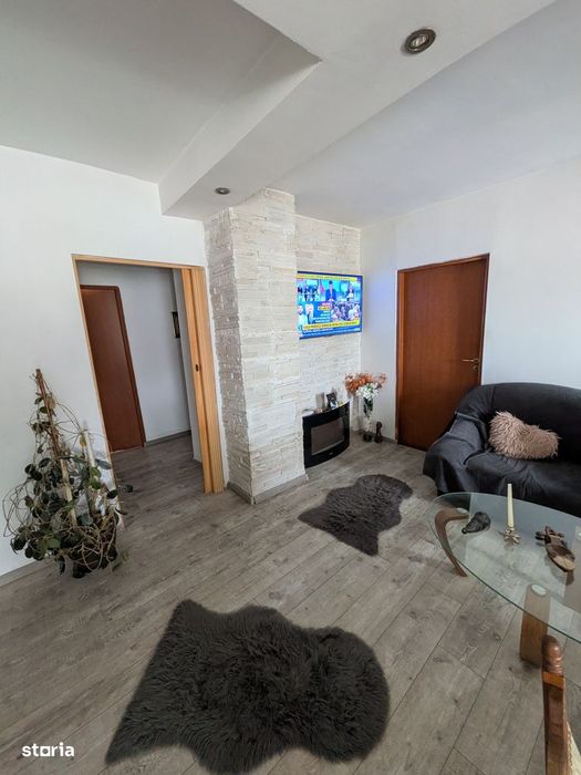 Decomandat Brazdă !