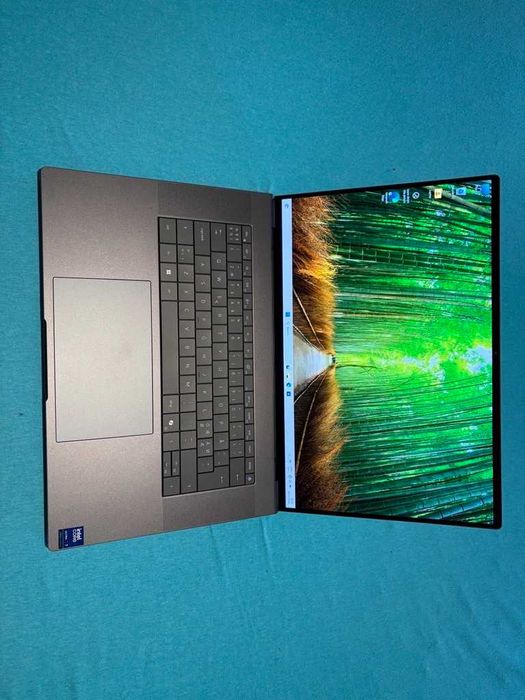 Dell PRO MAX 16 Plus 16"4K Ultra 7 265HX NVIDIA RTX PRO A1000 8GB 64/1